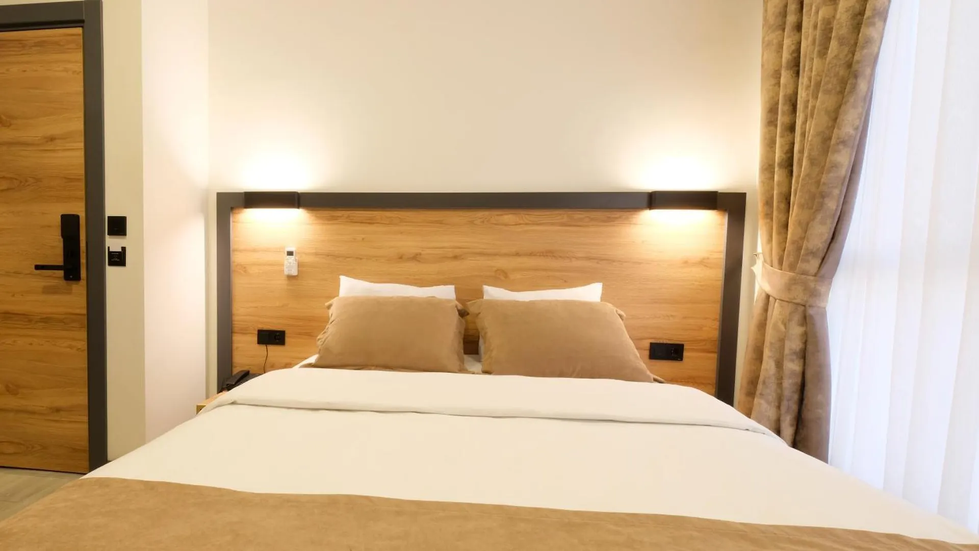Sirius Hotel Deluxe Istanbul 4*,  Turkey